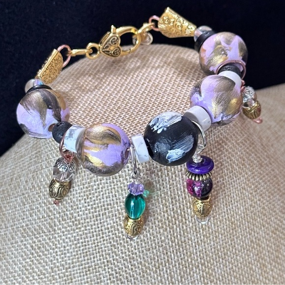 Handmade Boho Bracelet Hand Painted Wooden Beads Glass Charm Lobster Clasp 7-8 - Picture 1 of 6